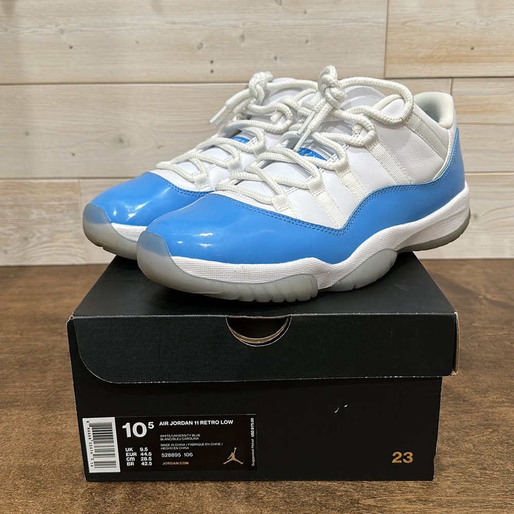 Air Jordan 11 Retro Low University Blue (2017)